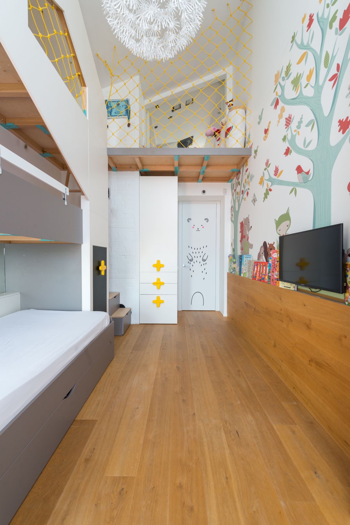 Shared kids room with a stylish bunk bed