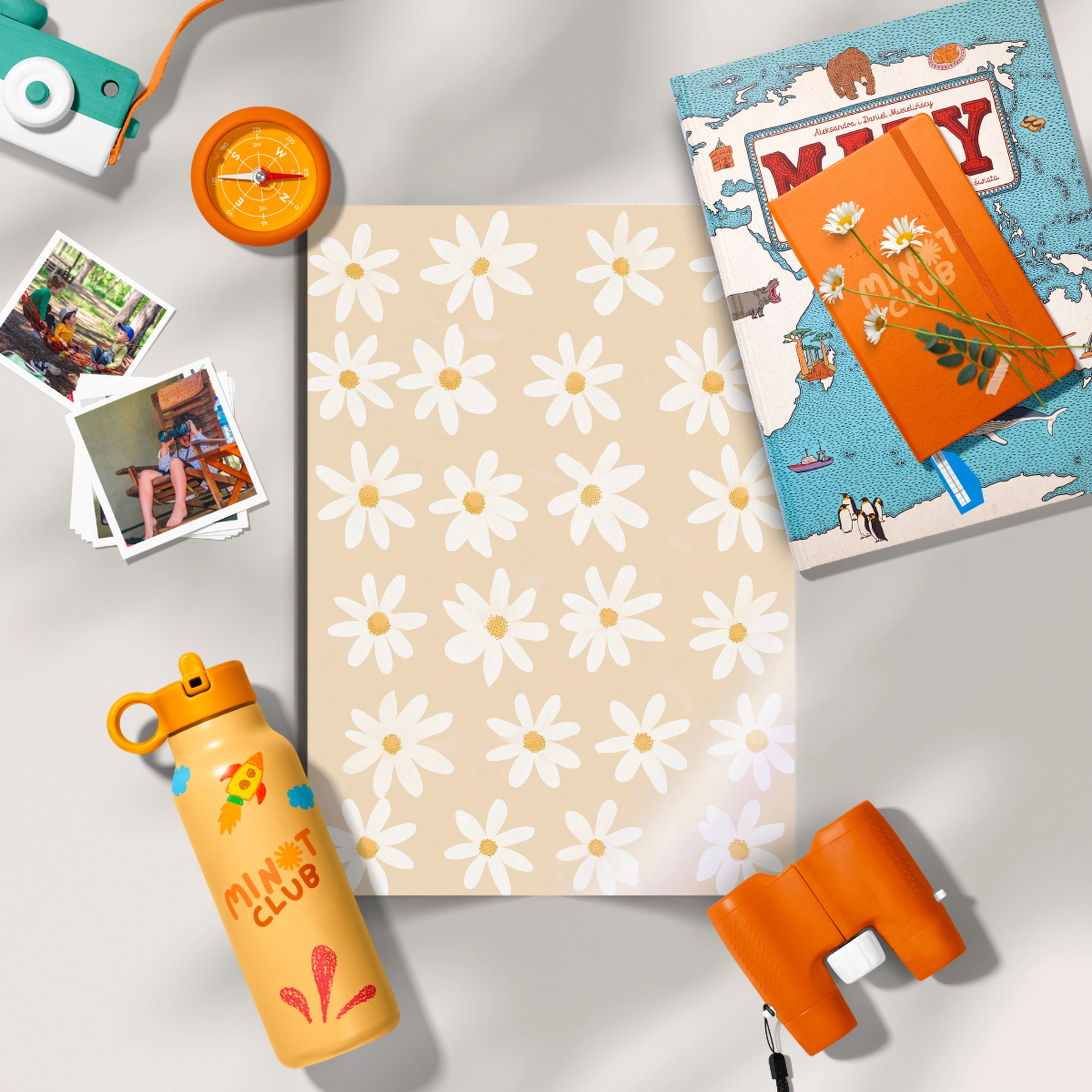 Daisy Pattern Nursery Print